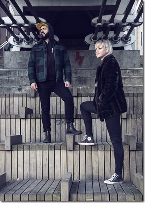 Yur Mum Press Shot 1