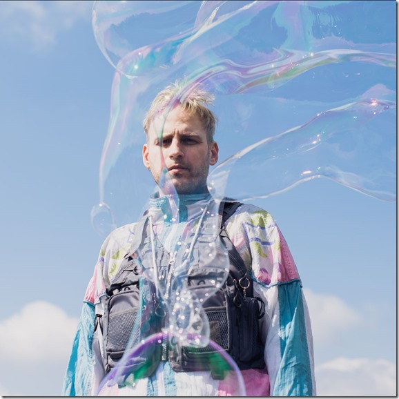 dba3d8c1-b27b-68d6-d586-94a33899f353